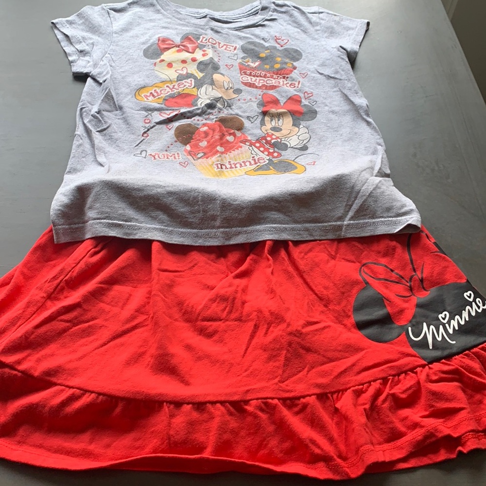 Girls size 10/12 Minnie Mouse outfit